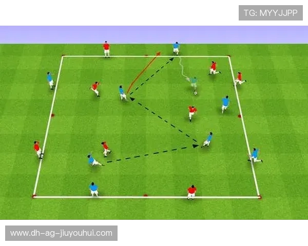 深入解析如何踢出足球中的飘忽不定落叶球技巧方法与训练要点全解
